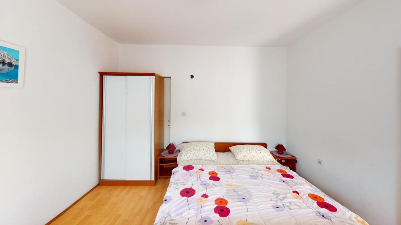 Jaska & Jelica House Apartments Metajna Buitenkant foto