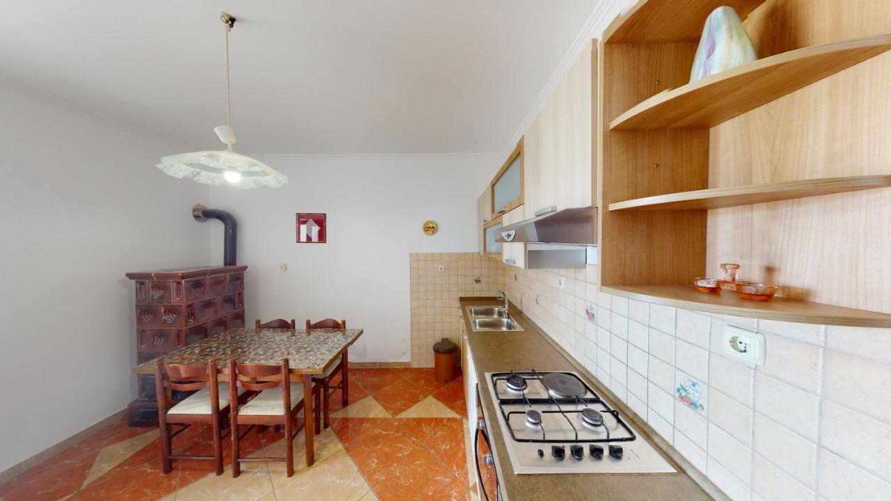 Jaska & Jelica House Apartments Metajna Buitenkant foto