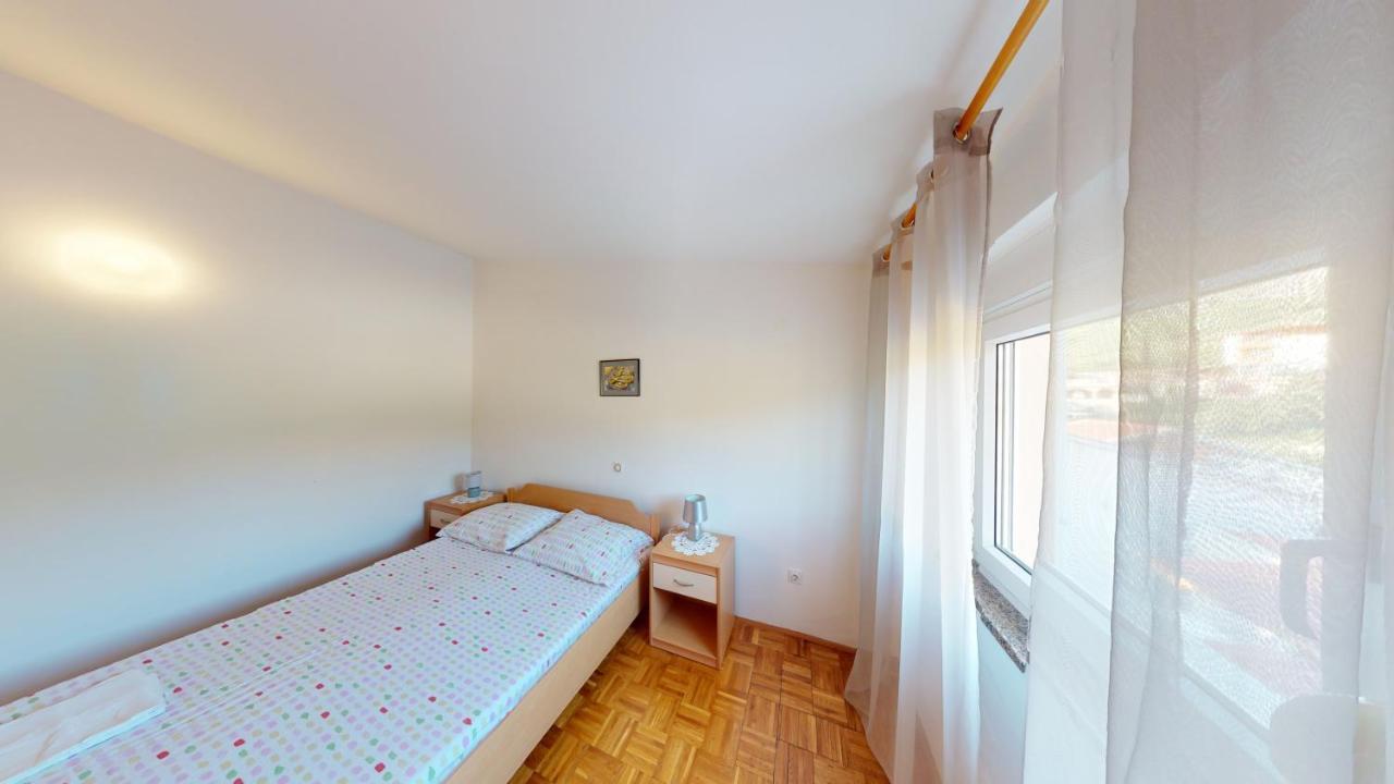 Jaska & Jelica House Apartments Metajna Buitenkant foto